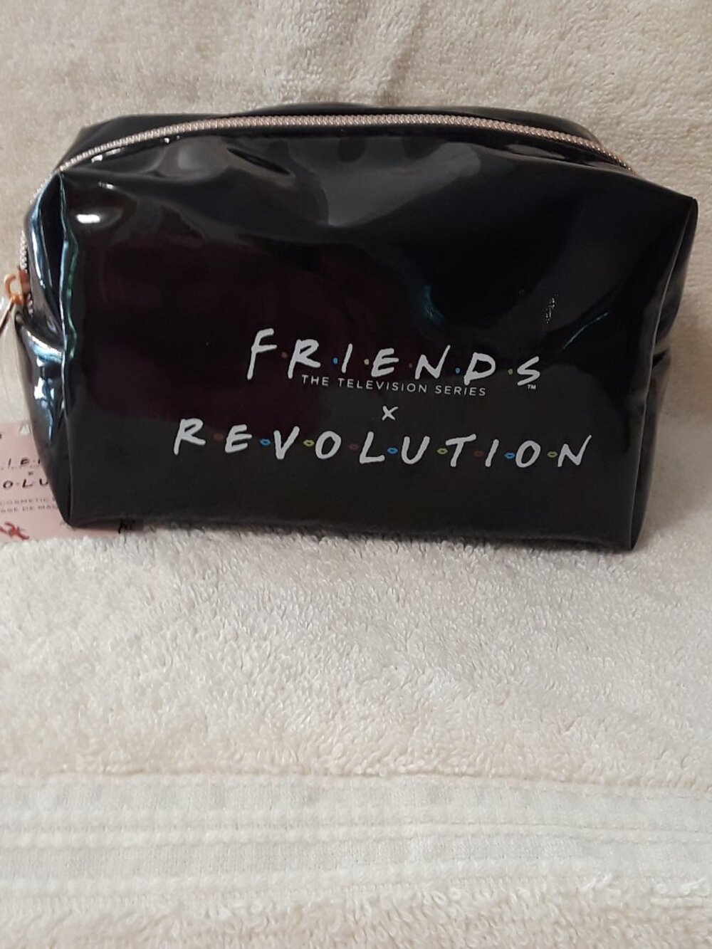 NWT Revolution x Friends TV Show Black Logo Makeup Cosmetic Travel Bag-Zipper